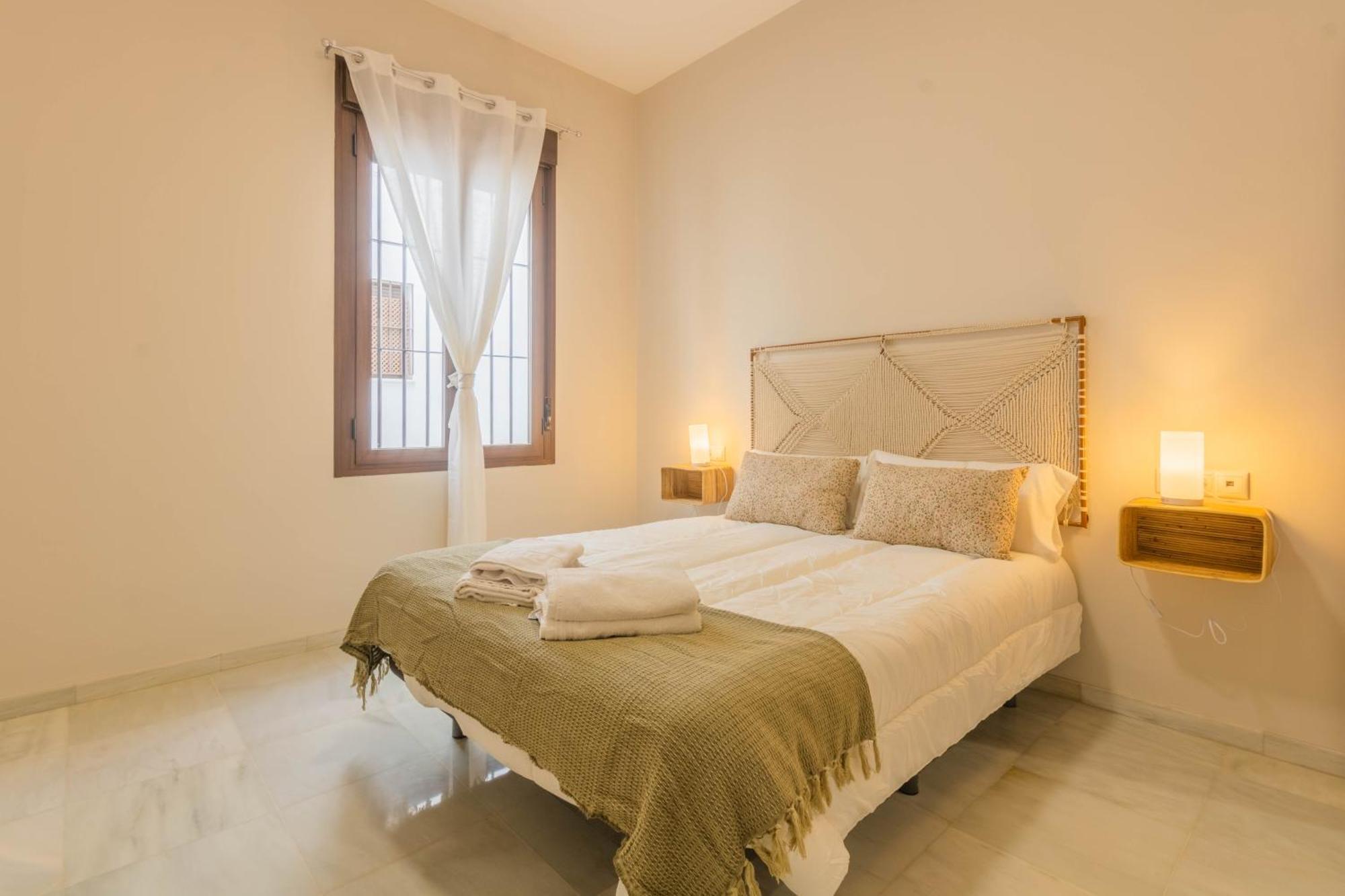 Apartamentos Los Abuelos - コルドバ エクステリア 写真