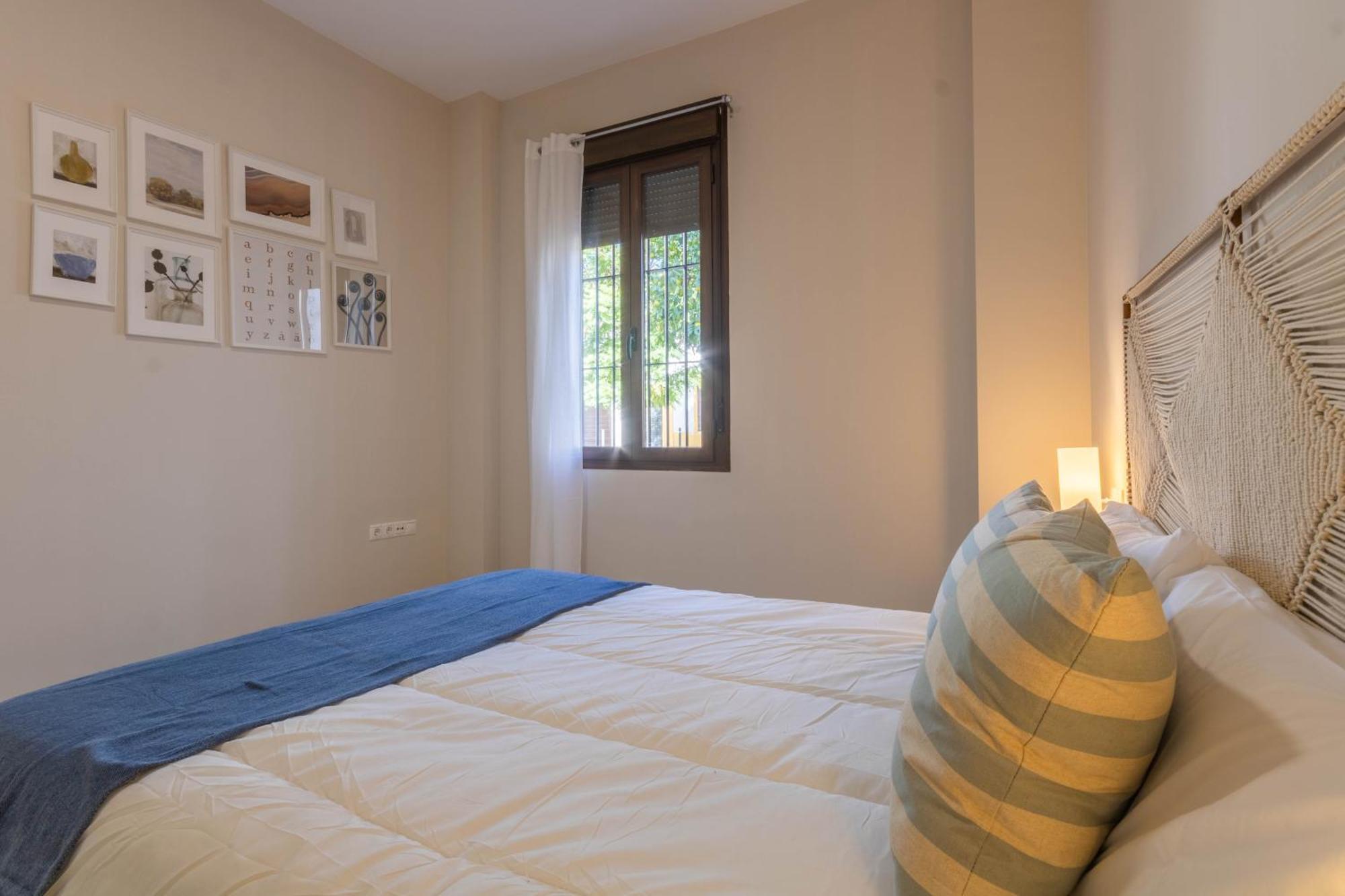 Apartamentos Los Abuelos - コルドバ エクステリア 写真