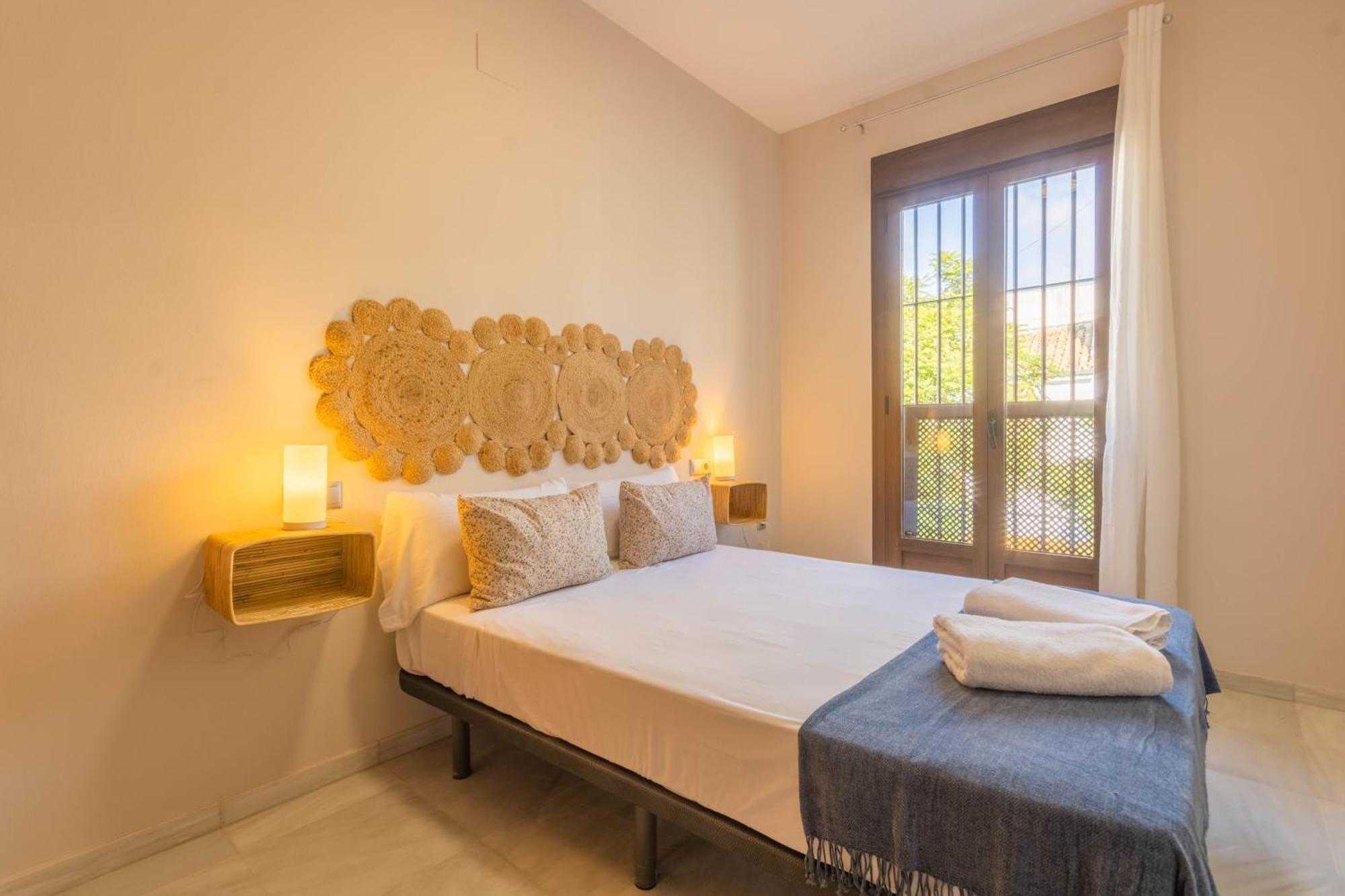Apartamentos Los Abuelos - コルドバ エクステリア 写真